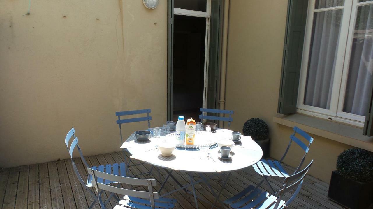 Spacieux Logement Face A La Cite Medievale Carcassonne Exteriér fotografie