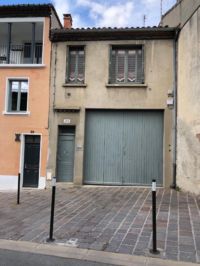 Spacieux Logement Face A La Cite Medievale Carcassonne Exteriér fotografie